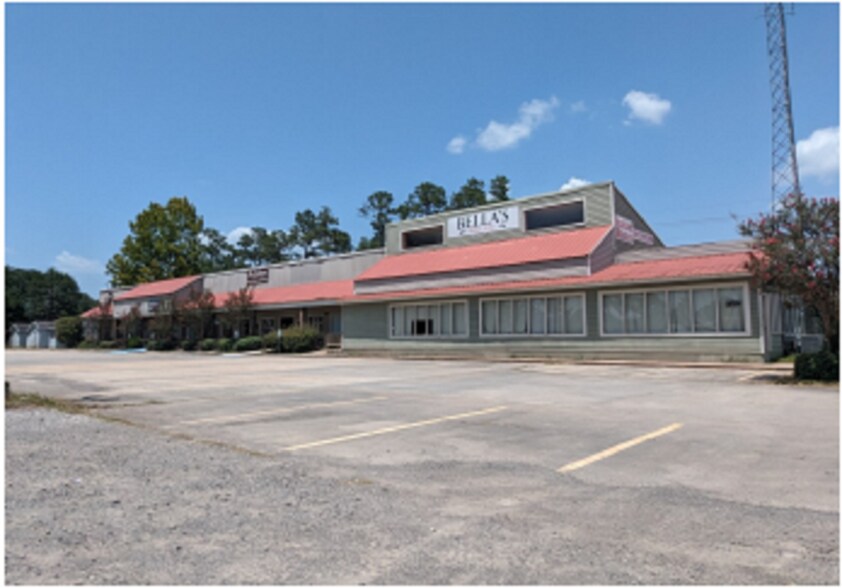 11261 Highway 12, Orange, TX à vendre - Photo du bâtiment - Image 2 de 34