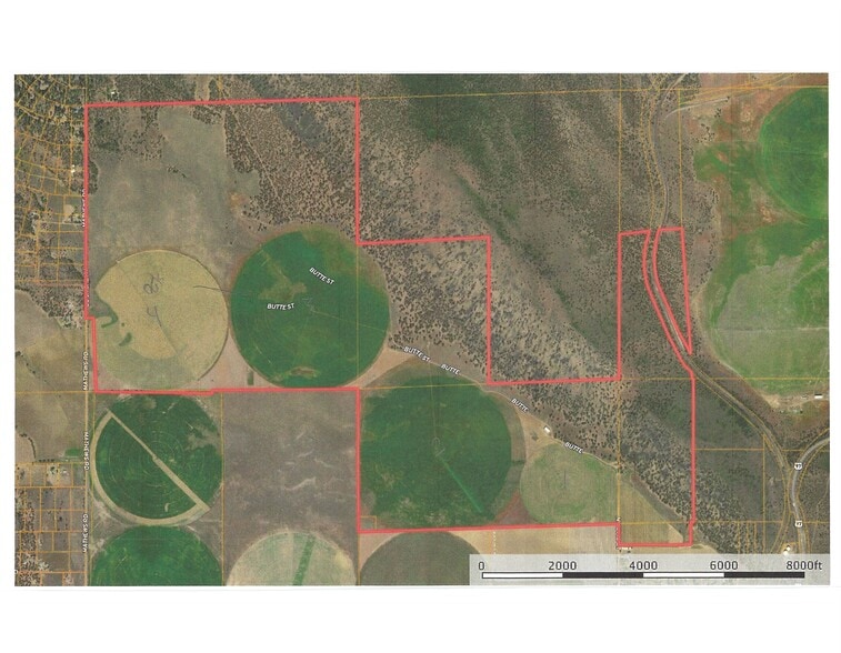 740 N Butte St, Dorris, CA à vendre - Photo du bâtiment - Image 2 de 22