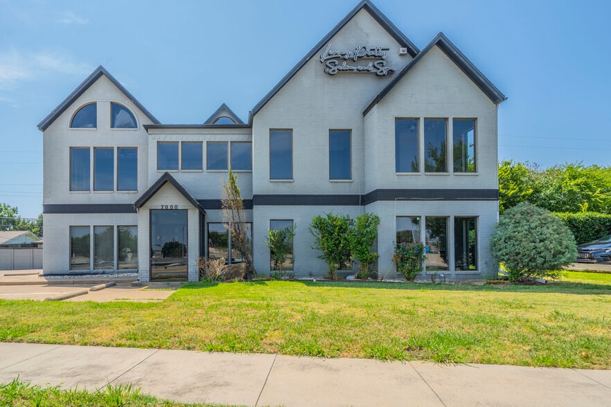 7000 NE Loop 820, North Richland Hills, TX for sale - Building Photo - Image 1 of 32