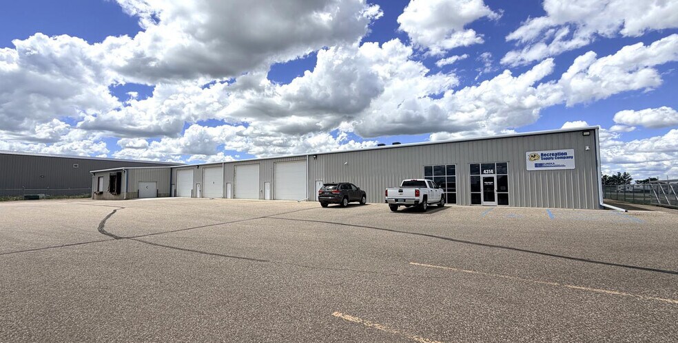 4314 Centurion Dr, Bismarck, ND for sale - Building Photo - Image 1 of 38