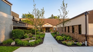 Plus de détails pour 28511 Orchard Lake Rd, Farmington Hills, MI - Bureau à vendre