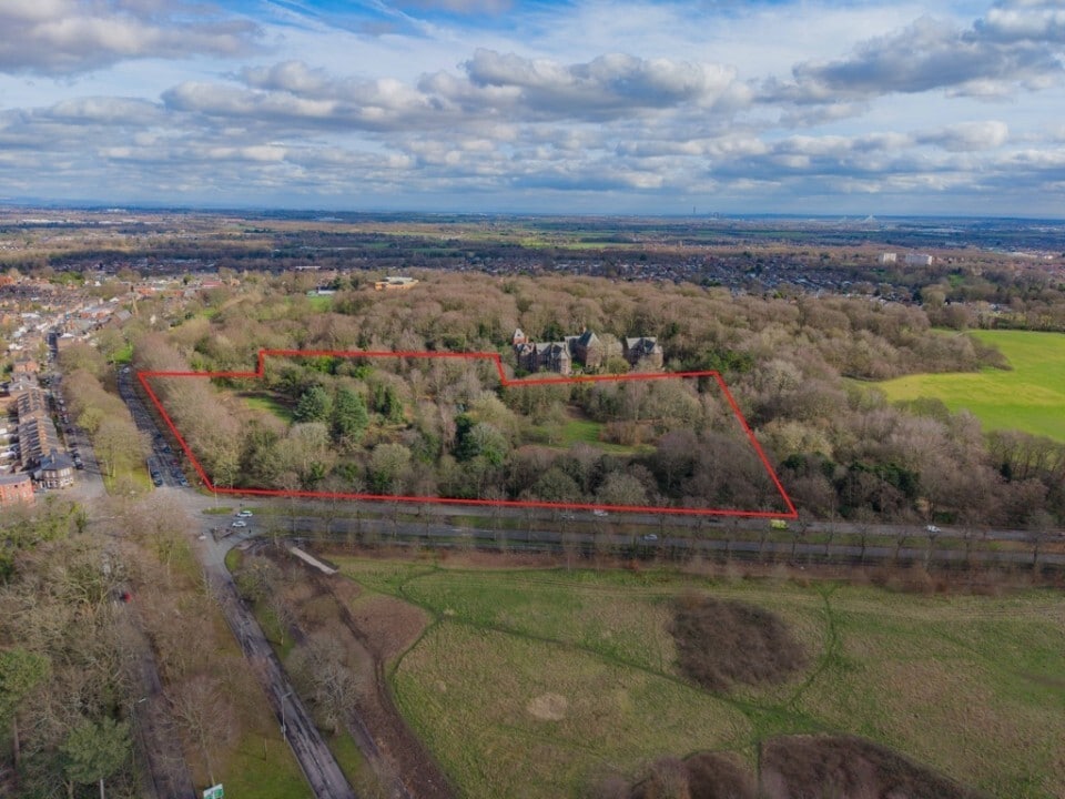 Hillfoot Rd, Liverpool for sale Primary Photo- Image 1 of 10