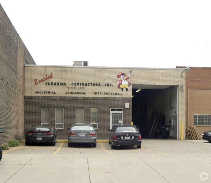 1561 E 40th St, Cleveland, OH for sale - Building Photo - Image 2 of 3