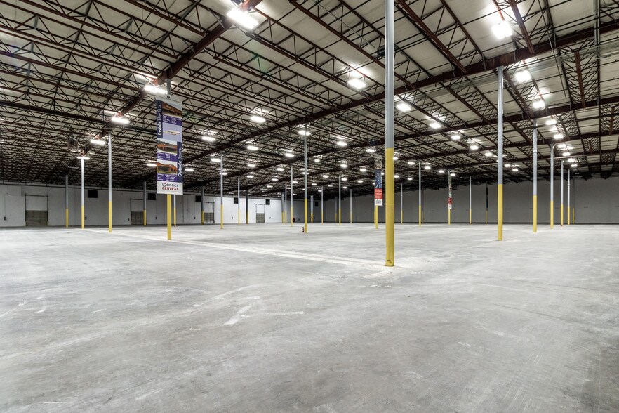 1310 Citizens Pky, Morrow, GA à louer - Photo intérieure - Image 3 de 16