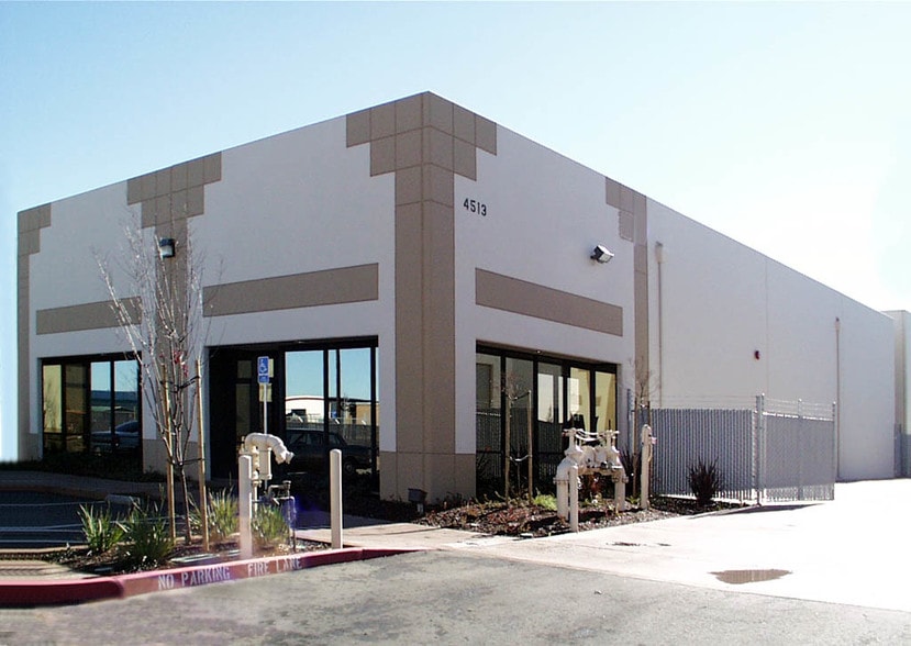 4513 Harlin Dr, Sacramento, CA for lease - Building Photo - Image 2 of 11