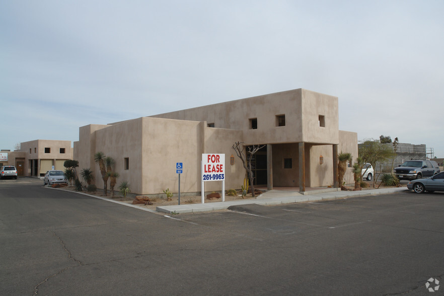 11593 S Fortuna Rd, Yuma, AZ à vendre - Photo principale - Image 1 de 1