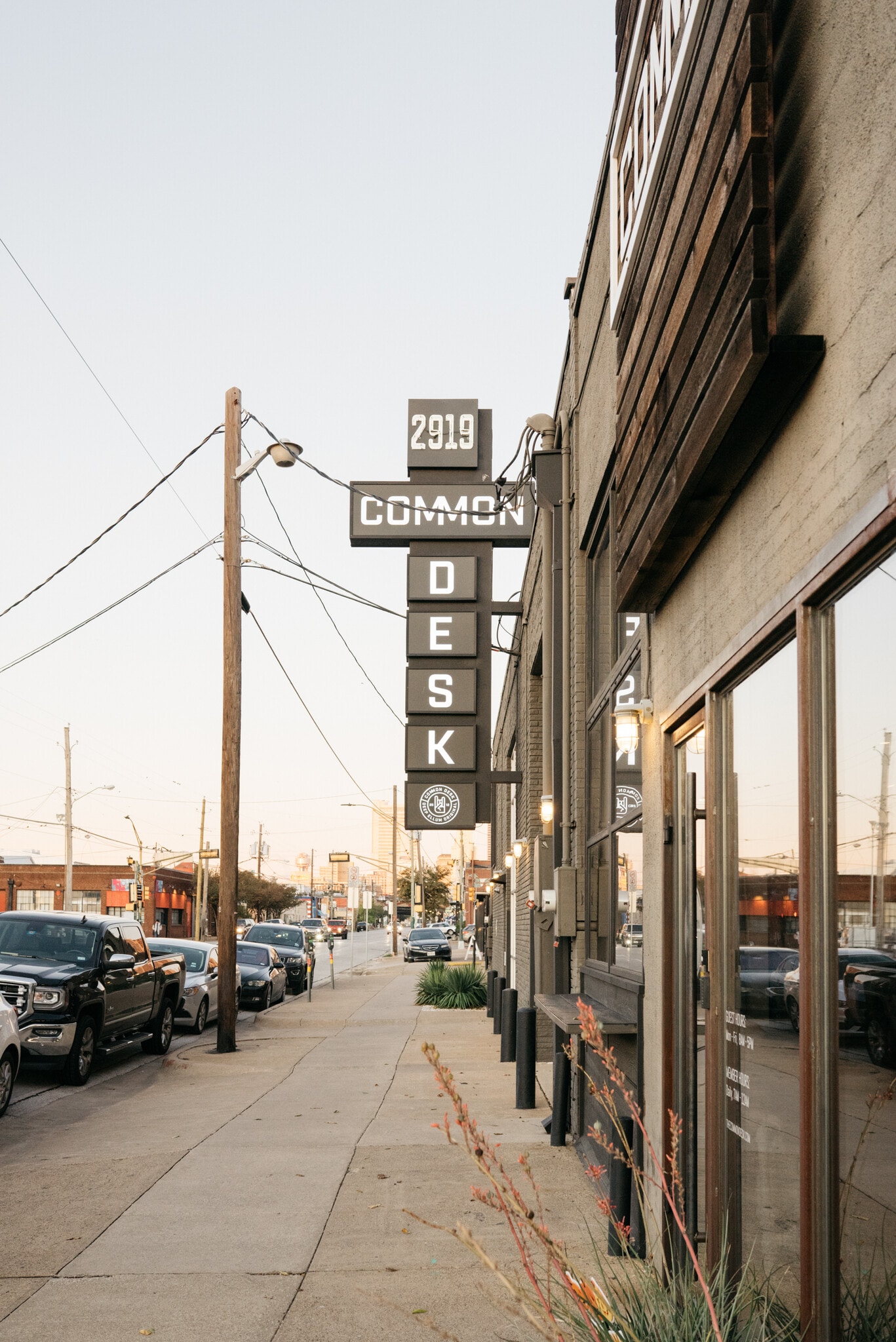 2919 Commerce St, Dallas, TX for lease Primary Photo- Image 1 of 27