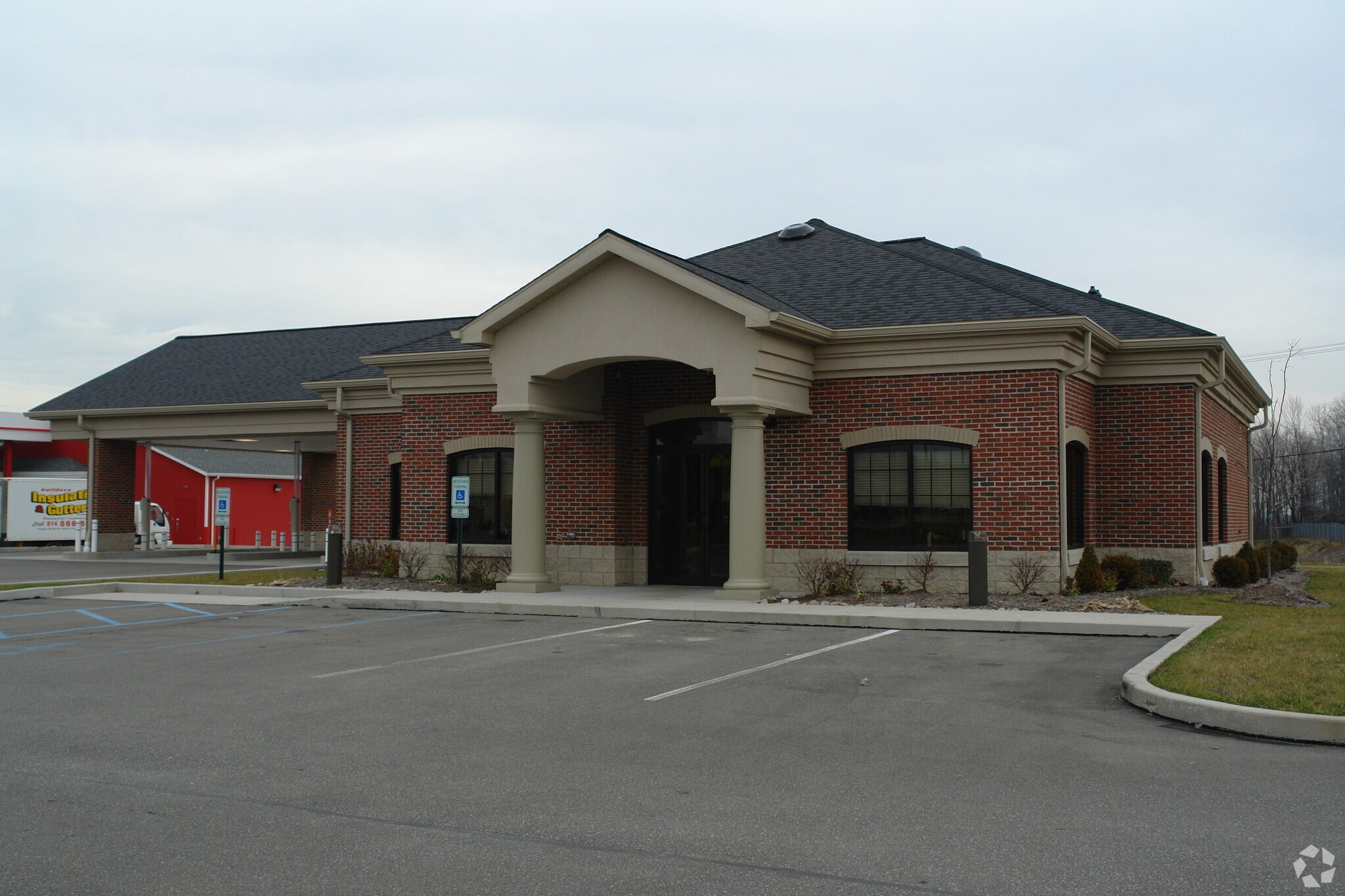 108 Washington Towne Blvd N, Edinboro, PA for lease Primary Photo- Image 1 of 13