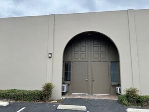 1320 N Miller St, Anaheim, CA for lease Interior Photo- Image 1 of 7