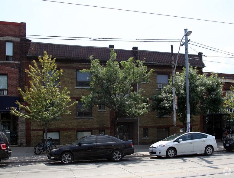 677 College St, Toronto, ON for sale - Building Photo - Image 2 of 2
