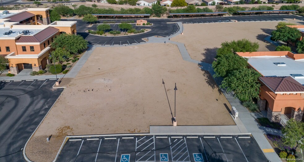 7405 S Houghton Rd, Tucson, AZ à vendre - Photo du bâtiment - Image 2 de 3