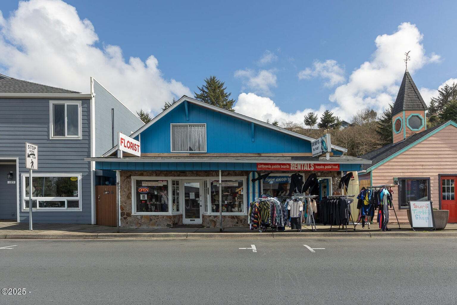 205 SW Highway 101, Waldport, OR for sale Primary Photo- Image 1 of 1