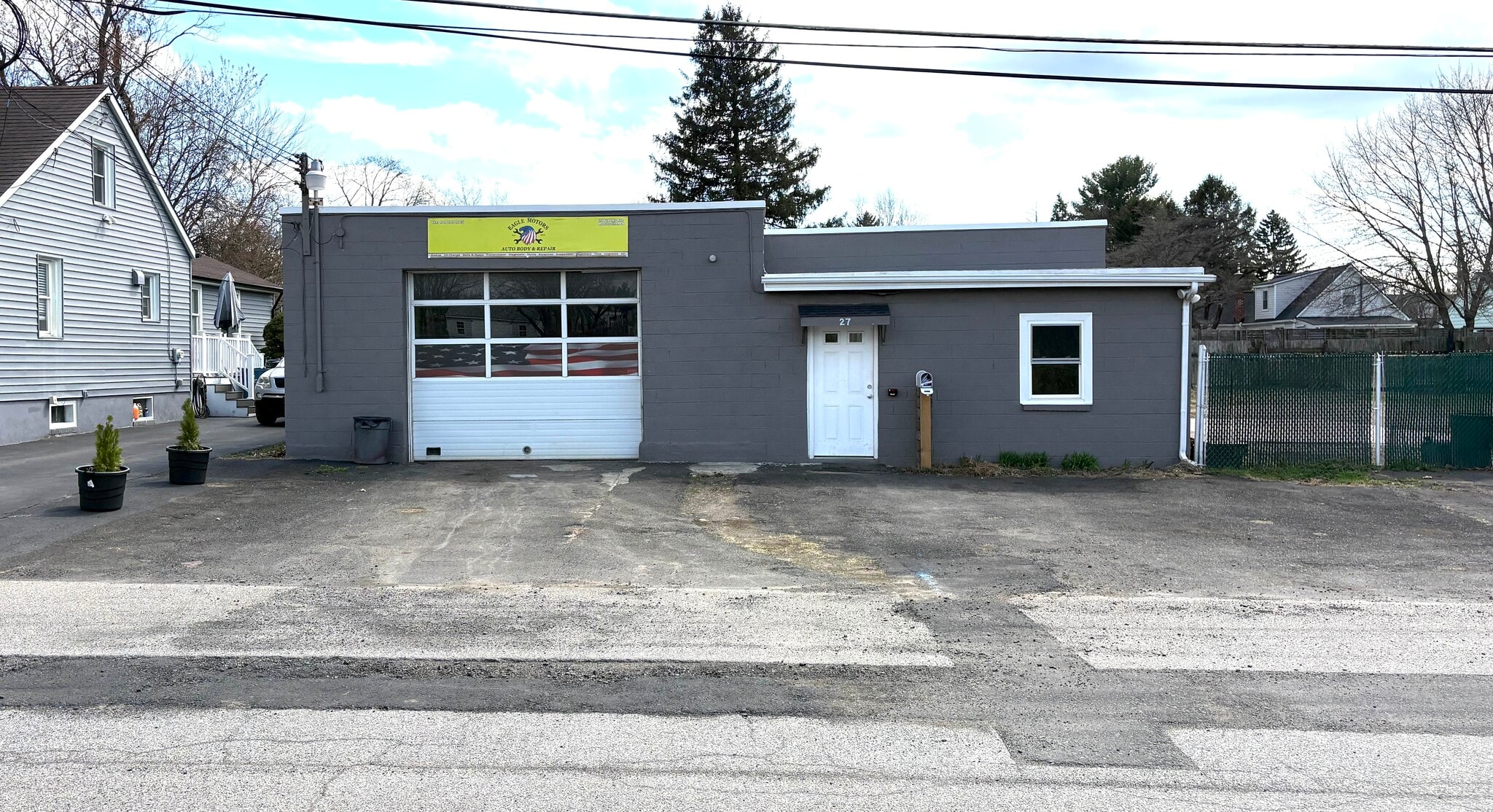 27 Brooks Ave, Morrisville, PA for sale Primary Photo- Image 1 of 15