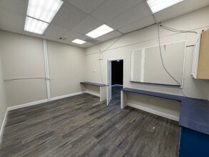 6220 Arc Way, Fort Myers, FL à louer Photo intérieure- Image 2 de 5