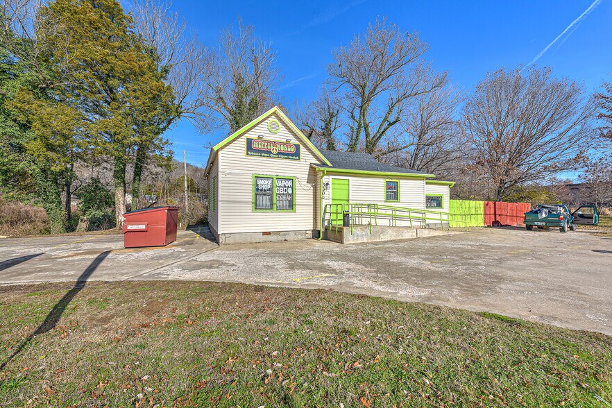 3300 Martin Luther King Jr Blvd, Fayetteville, AR à vendre - Photo du bâtiment - Image 3 de 6