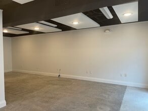 1011-1039 NW 31st Ave, Pompano Beach, FL for lease Interior Photo- Image 2 of 11