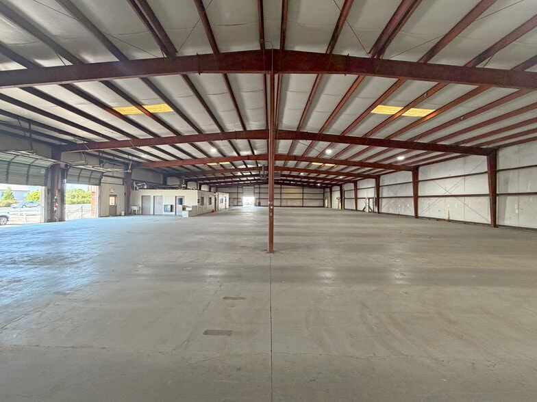 449 E Suber Rd, Greer, SC for sale - Building Photo - Image 3 of 11