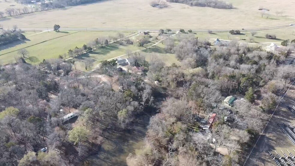 16583 Bowling Ln, Terrell, TX for sale - Building Photo - Image 2 of 17