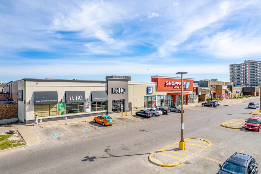 1571 Sandhurst Cir, Toronto, ON for sale - Primary Photo - Image 1 of 1