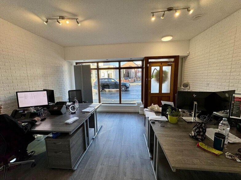 89 Liverpool Rd, Manchester à louer - Photo du bâtiment - Image 3 de 7