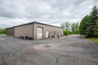 31 Campus Plaza Rd, Hadley, MA for lease Aerial- Image 2 of 5
