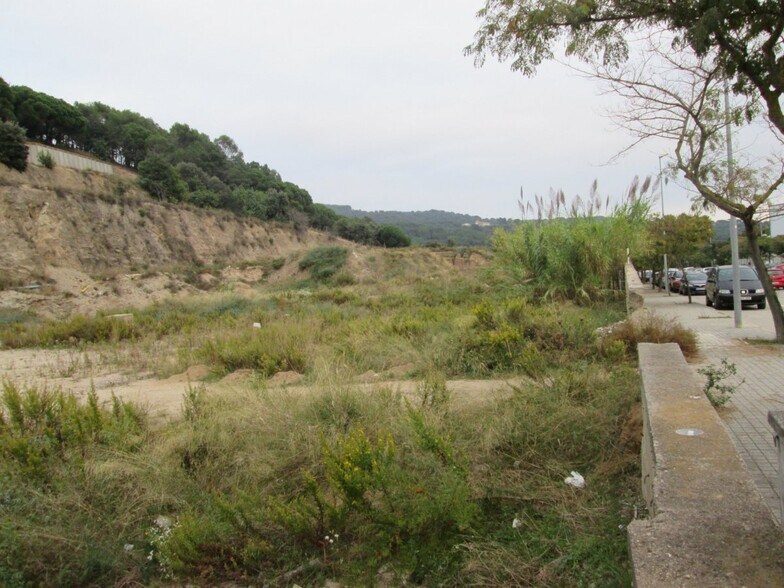 Terrain dans Arenys de Munt, Barcelona à vendre - Photo du bâtiment - Image 3 de 4