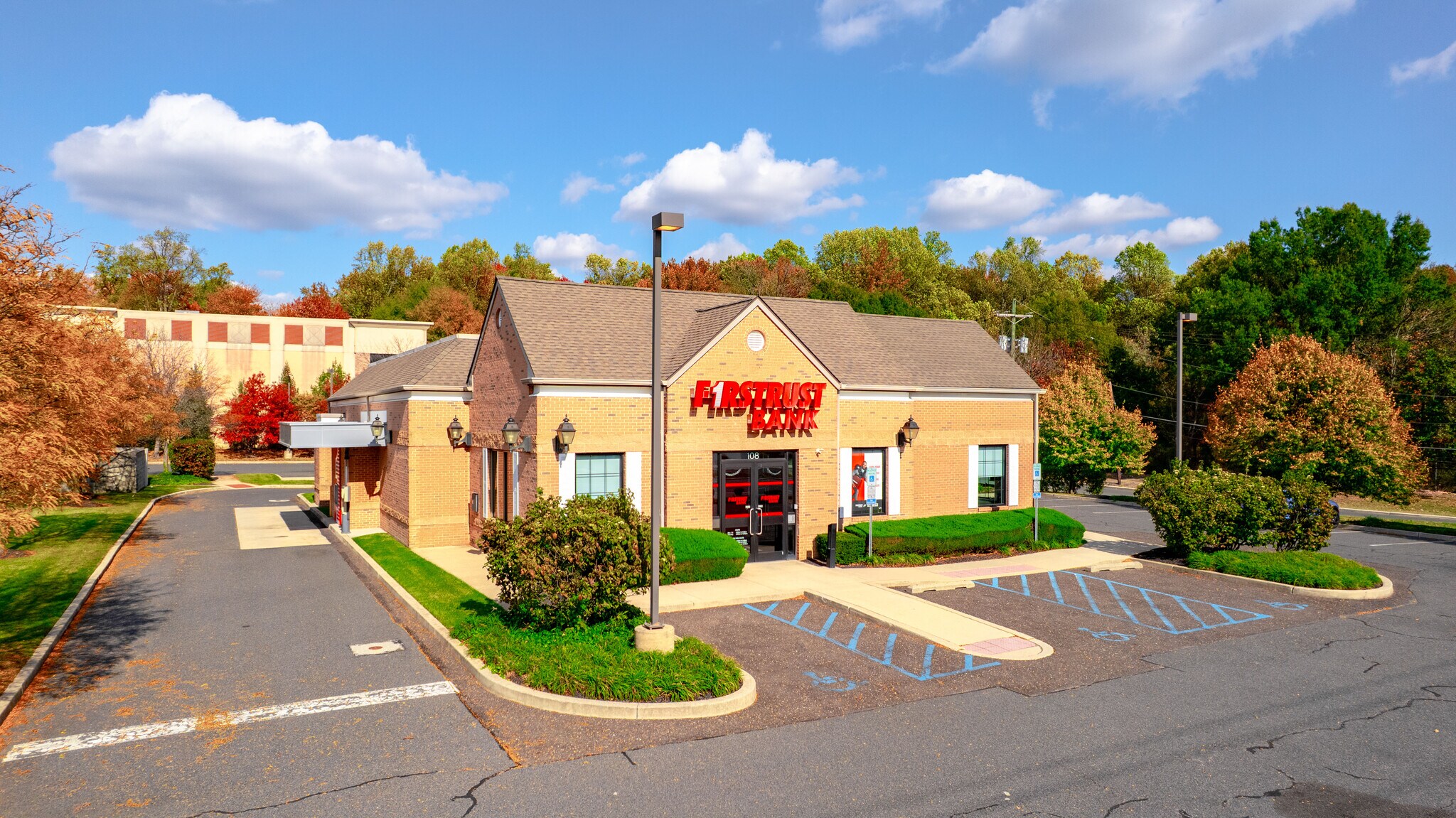 108 Marlton Pike E, Cherry Hill, NJ à vendre Photo principale- Image 1 de 13