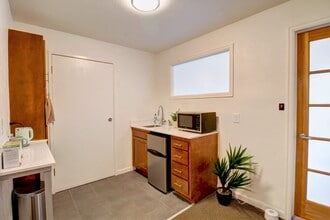 75 Manhattan Dr, Boulder, CO à louer Photo intérieure- Image 2 de 4