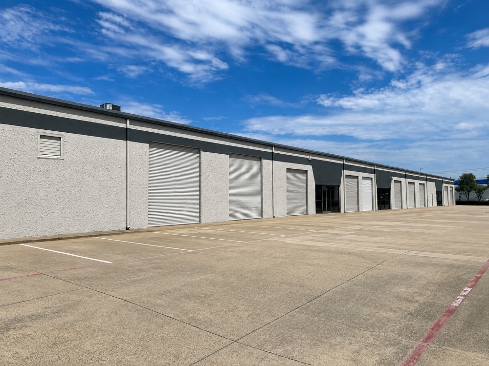 1110 W Harris Rd, Arlington, TX for lease Interior Photo- Image 1 of 1