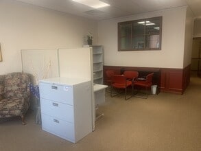 21 Main St, Rochester, NH à louer Photo du bâtiment- Image 1 de 38