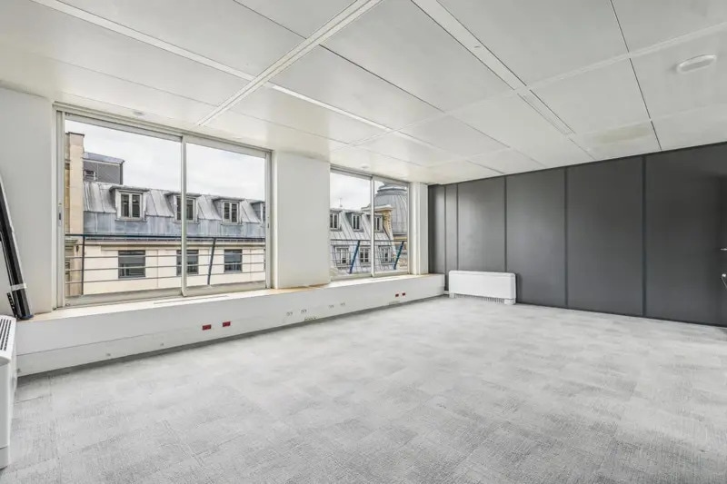 37 Rue De La Victoire, Paris for lease - Interior Photo - Image 3 of 17