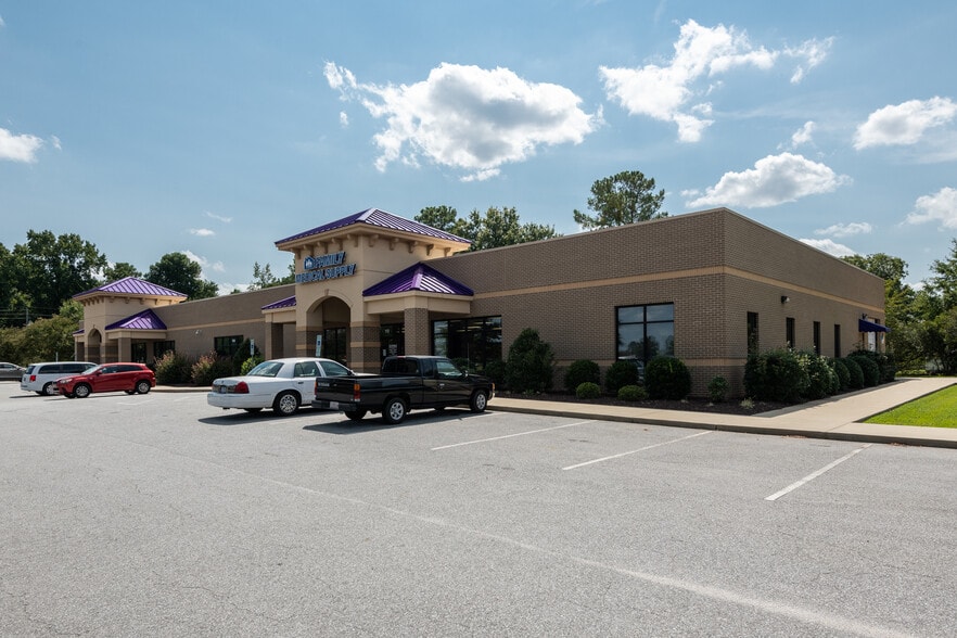 1038 Wh Smith Blvd, Greenville, NC for lease - Building Photo - Image 2 of 5