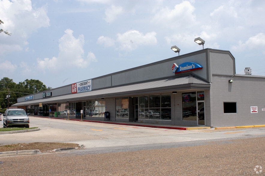9303-9323 Jefferson Hwy, River Ridge, LA for lease - Primary Photo - Image 1 of 8