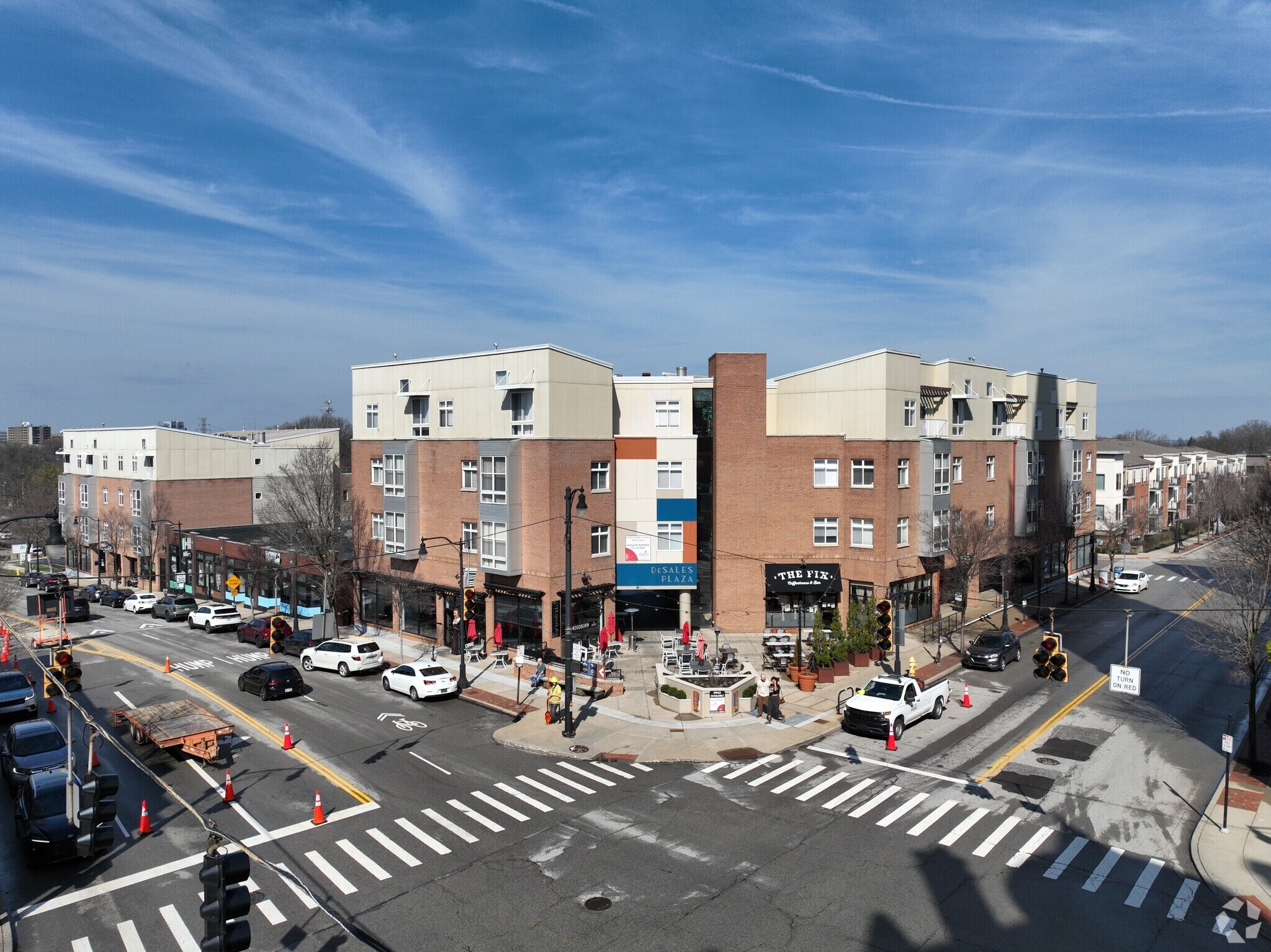2835-2847 Woodburn Ave, Cincinnati, OH for lease Primary Photo- Image 1 of 5