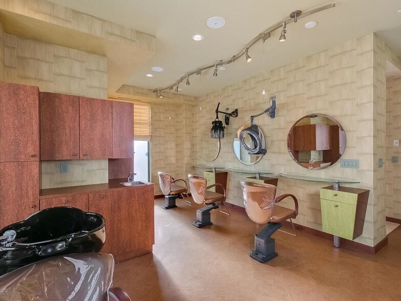 4100 Spring St, Spring Park, MN à louer - Photo intérieure - Image 2 de 25