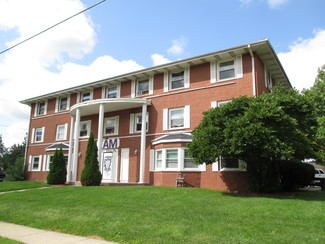 More details for 900 Greenbrier Rd, Dekalb, IL - Multifamily for Sale