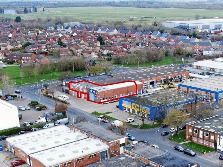Telford Rd, Bicester à louer - Photo du bâtiment - Image 1 de 15
