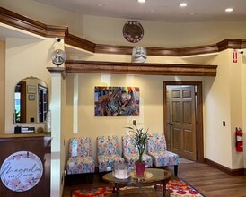 1200 E Woodhurst Dr, Springfield, MO for lease Interior Photo- Image 2 of 6