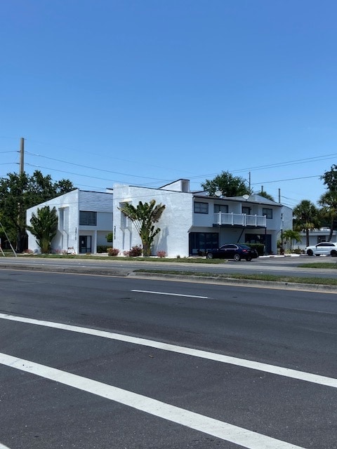 2015 S Tuttle Ave, Sarasota, FL à louer Photo intérieure- Image 1 de 11