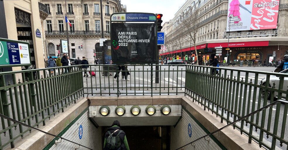 56 Bis Rue De La Chaussee D'Antin, Paris à louer - Photo du bâtiment - Image 2 de 5