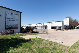 Hollister Business Park - Entrepôt