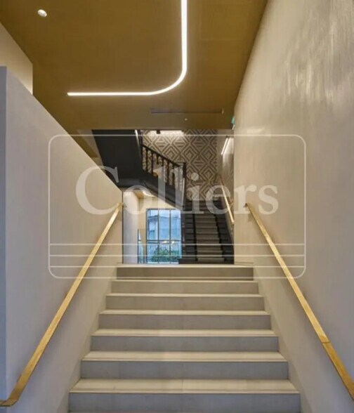 60 Rue Jouffroy D'Abbans, Paris à louer - Photo du bâtiment - Image 2 de 18