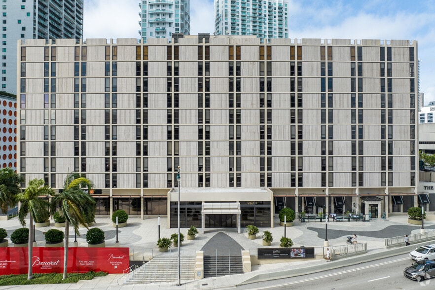 444 Brickell Ave, Miami, FL à louer - Photo du bâtiment - Image 3 de 8