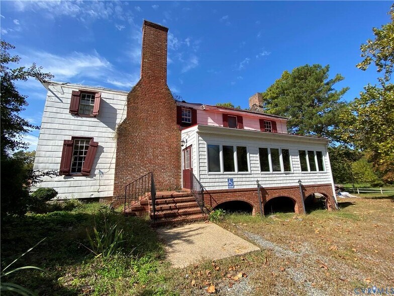 8373 Mary Ball Rd, Lancaster, VA à vendre - Photo du bâtiment - Image 2 de 4