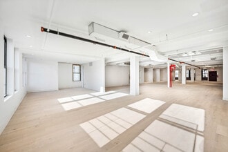 109-111 W 24th St, New York, NY for lease Building Photo- Image 2 of 14