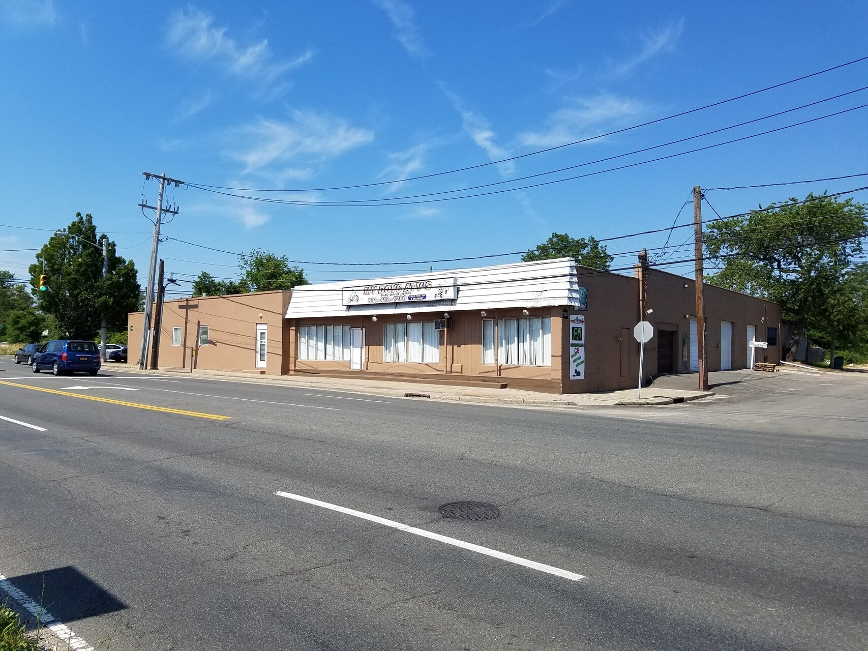 920 N Wellwood Ave, Lindenhurst, NY for sale Primary Photo- Image 1 of 1