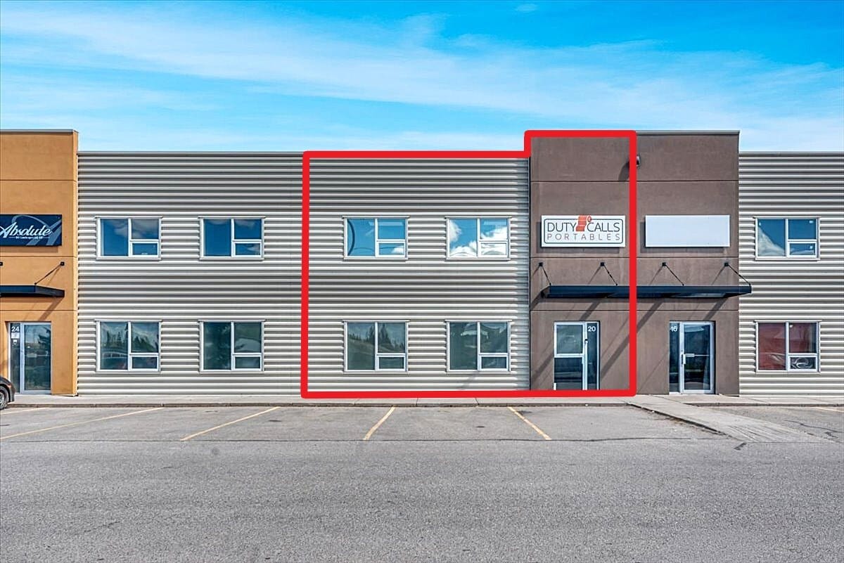 64062 393 Av E, Foothills, AB à vendre Photo du bâtiment- Image 1 de 2