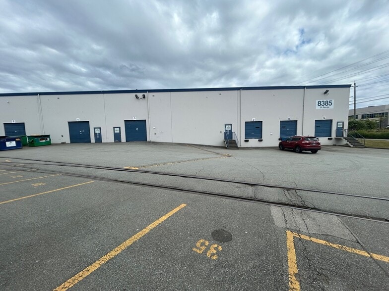 8385 St George St, Vancouver, BC for lease - Building Photo - Image 3 of 8