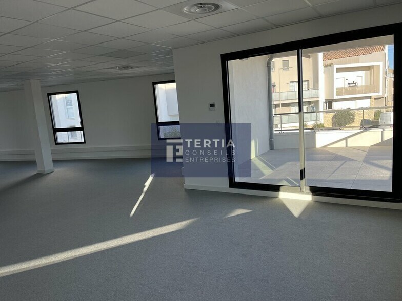Office in Grabels for lease - Interior Photo - Image 2 of 7