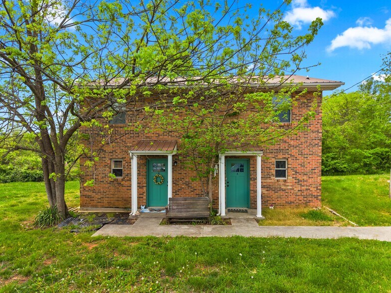 3229 Blue Springs rd, Strawberry Plains, TN à vendre - Photo du bâtiment - Image 2 de 37